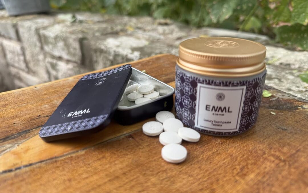 Pros and cons of toothpaste tablets for travel